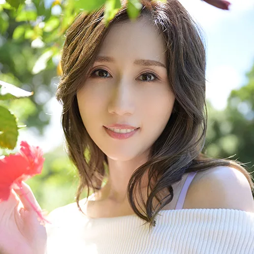 JULIA(ジュリア / JULIA)公开人物照